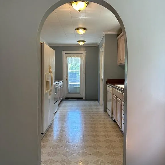 211 Woodland Dr — Photo 26