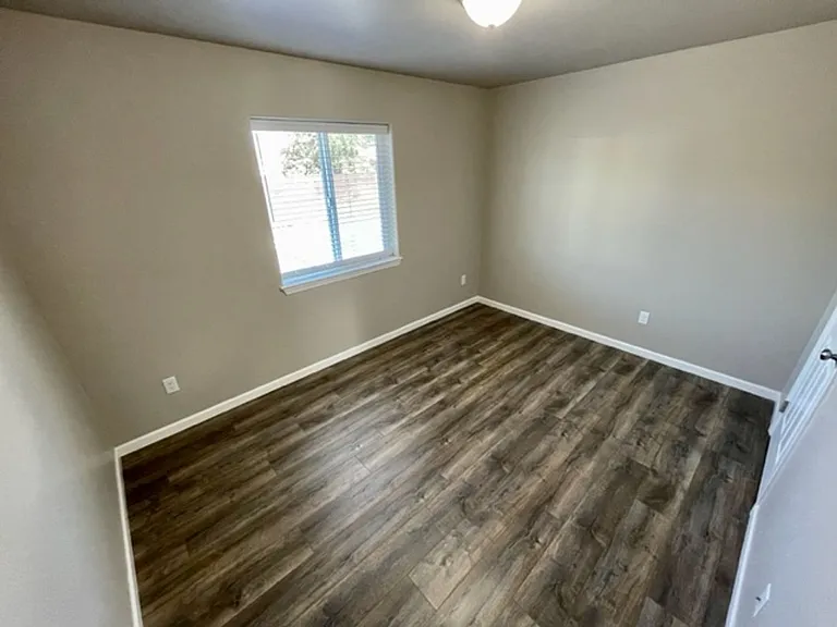 4944 Homedale Rd #A — Photo 14