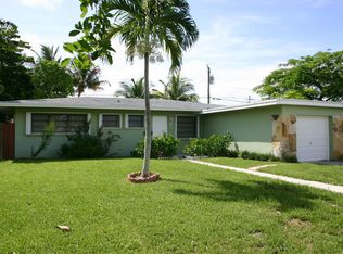 9400 Jamaica Dr, Cutler Bay, FL 33189