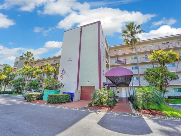2106 S Cypress Bend Drive #301, Pompano Beach, FL 33069