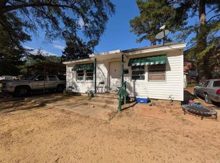 1338 Ronald Dr, Camden, AR 71701