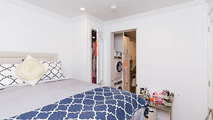 Rented by Nooklyn NYC LLC | media 33