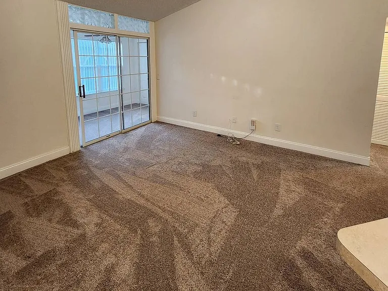 5737 Gatlin Ave #423 — Photo 8