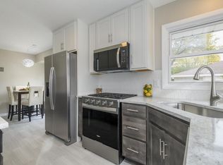 8246 N 52nd St, Brown Deer, WI 53223