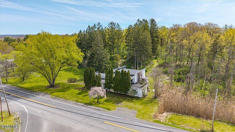 2nd image of 1136 River Road