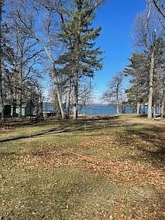 2nd image of 10551 Oak Point Rd NW