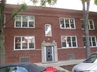 4246 N Spaulding Ave #B2, Chicago, IL 60618