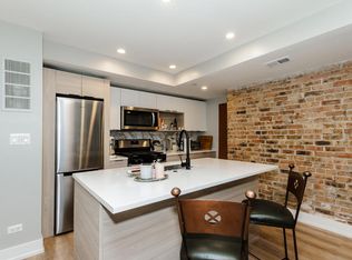 448 W Barry Ave #G03, Chicago, IL 60657