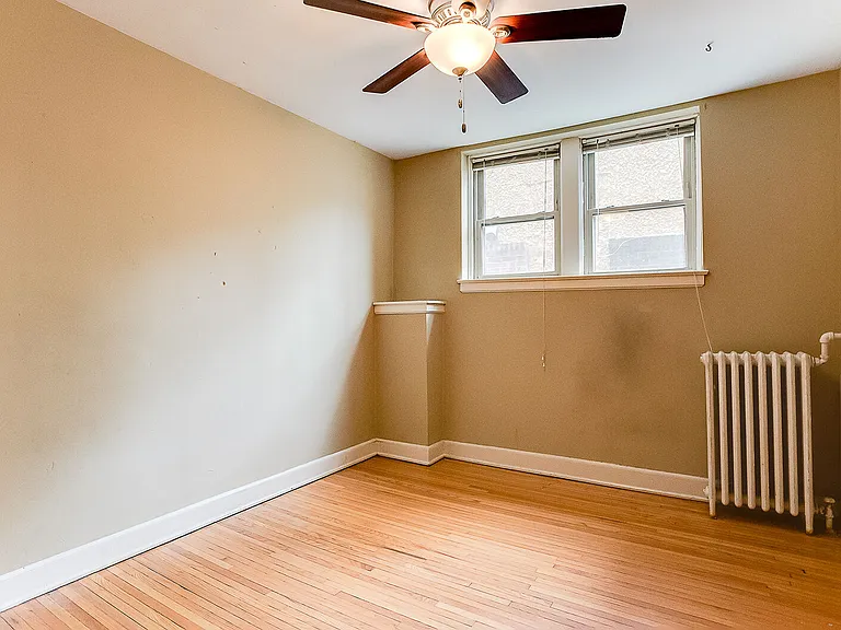 2884 Irving Ave S — Photo 11