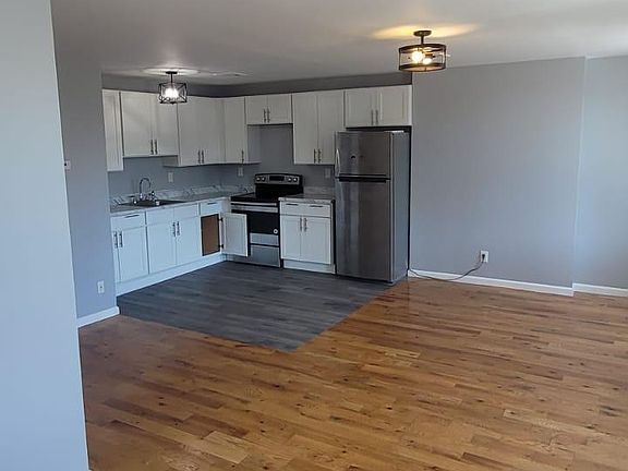2nd image of 162 Broadway APT 2