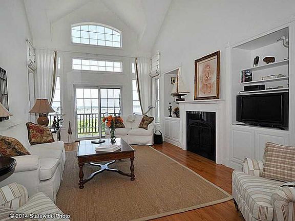 5th image of 35 Leeshore Ln #53