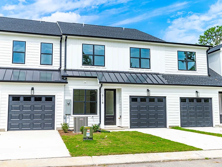 4603 1/2 Malone Ct — Photo 4
