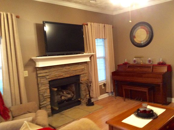 3rd image of 2333 Birch Ct