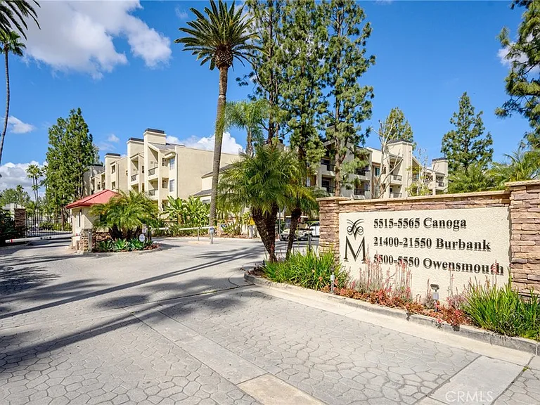 5565 Canoga Ave #307 — Photo 34