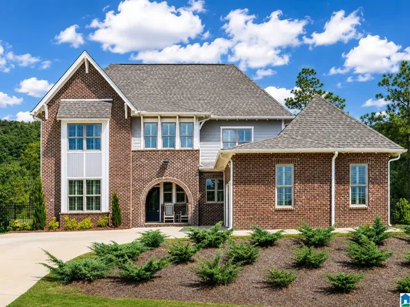 1054 Eagle Nest Cir, Birmingham, AL 35242