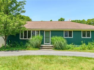 110 Leger Ln, Tiverton, RI 02878