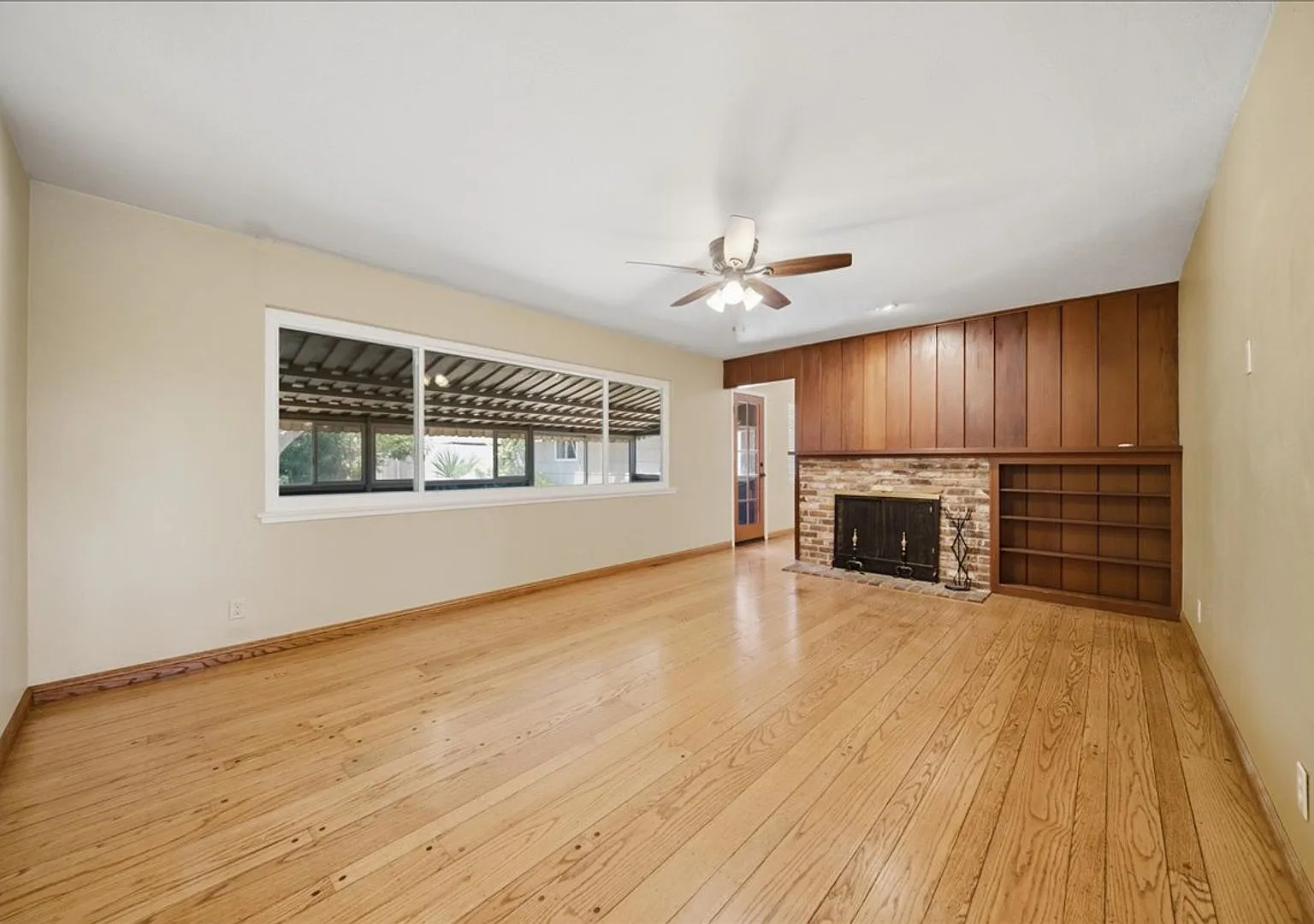 1751 Eastern Ave — Photo 3