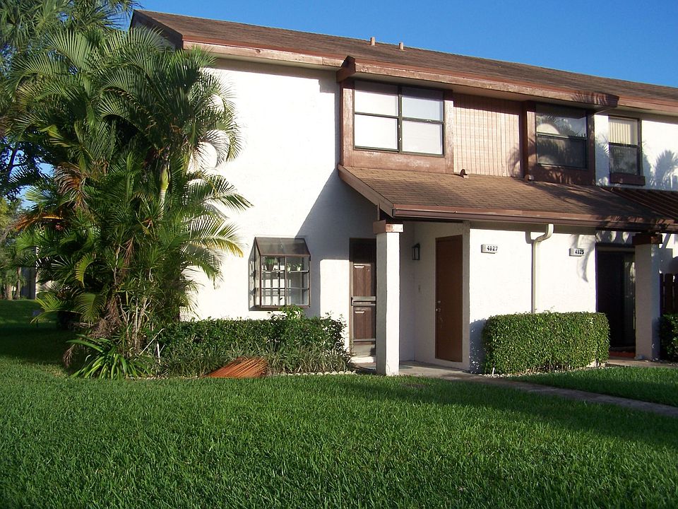 1st image of 4827 NW 82nd Ave #1001