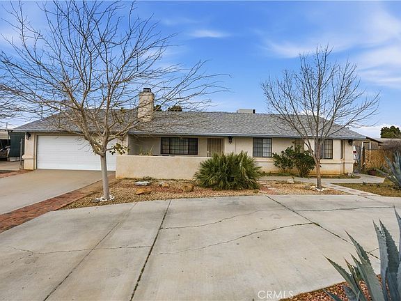 2nd image of 15572 Riverside St