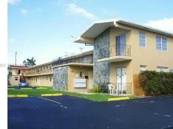 3903 SW 78th Ct APT 103, Miami, FL 33155