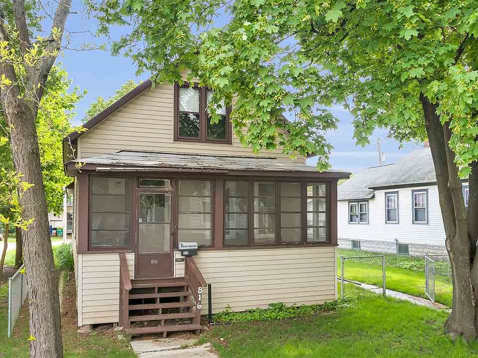 1st image of 816 Christiana St