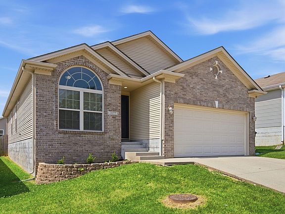 4th image of 3177 Tiburon Way