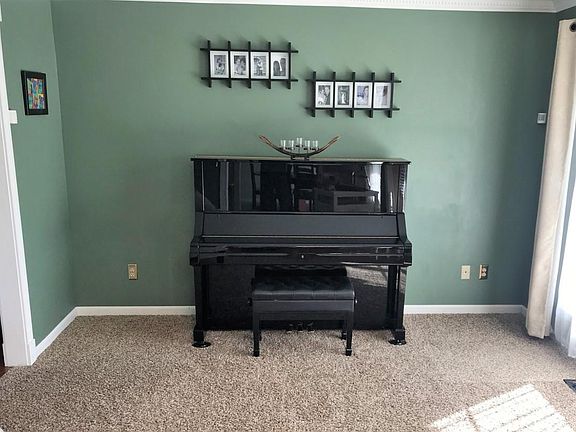 3rd image of 16823 Kingstowne Way Dr