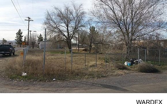 2nd image of 3870 E Butler Ave