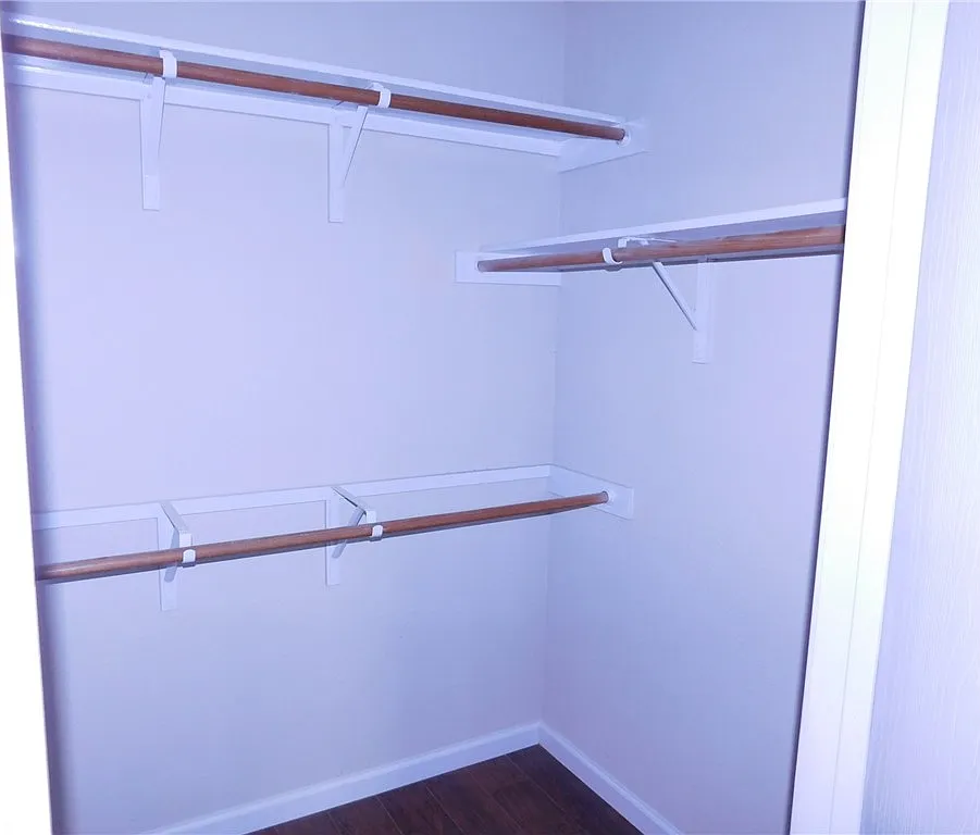 1 bed, 2572 sqft, $450 — Photo 3