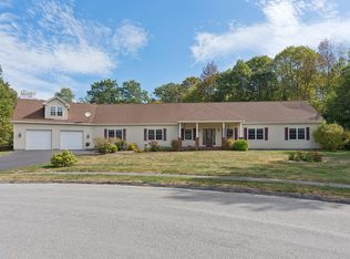 29 Victoria Lane, Windham, ME 04062