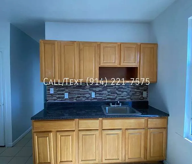 67 Van Cortlandt Park Ave — Photo 10