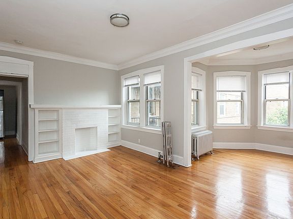 2nd image of 1836.5 N Humboldt Blvd #1B