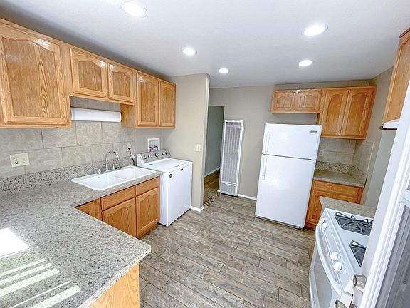 4th image of 1431 12th St APT A