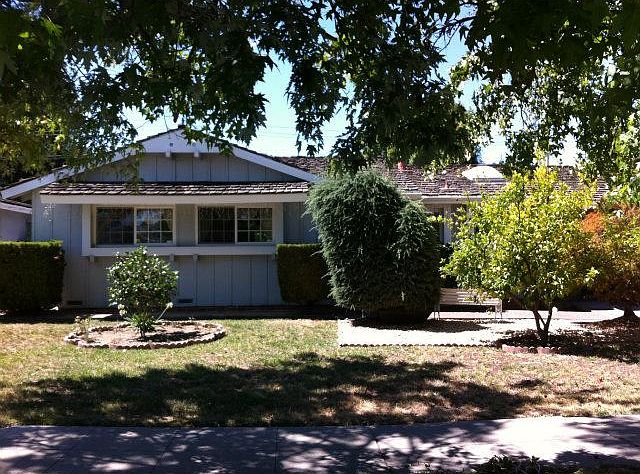 1st image of 1333 Bretmoor Way