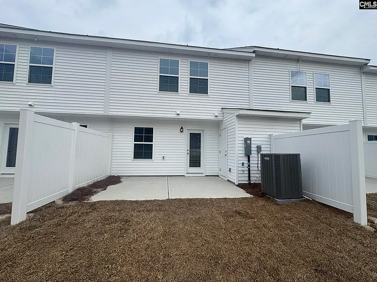 141 Cary Ln — Photo 9