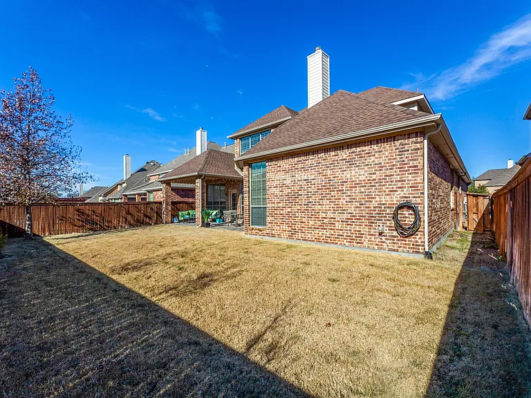 920 Fannin Dr — Photo 43