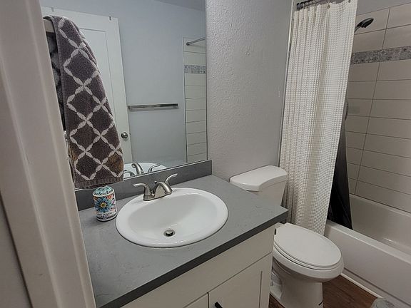 5th image of 12113 114th Avenue Ct E APT 3