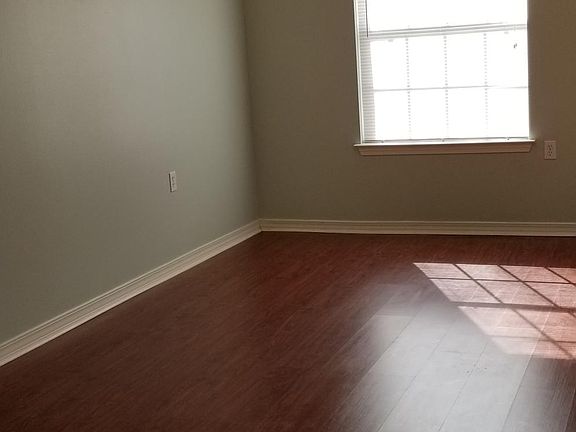 5th image of 3122 Flintlock Dr