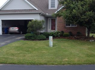 280 Lake Pointe Cir #280, Canfield, OH 44406