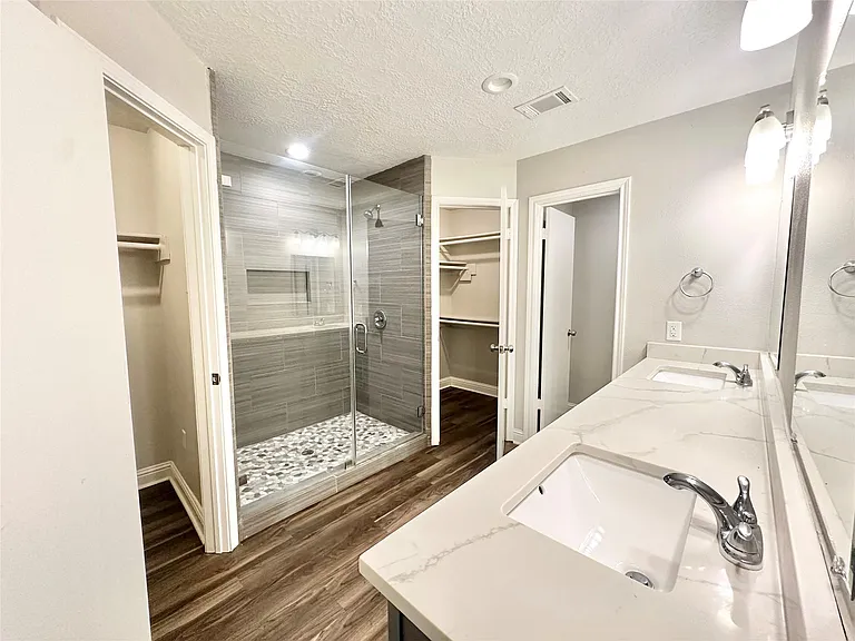 2523 Castle Pl — Photo 13