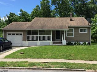 16 Holly St, Somerset, NJ