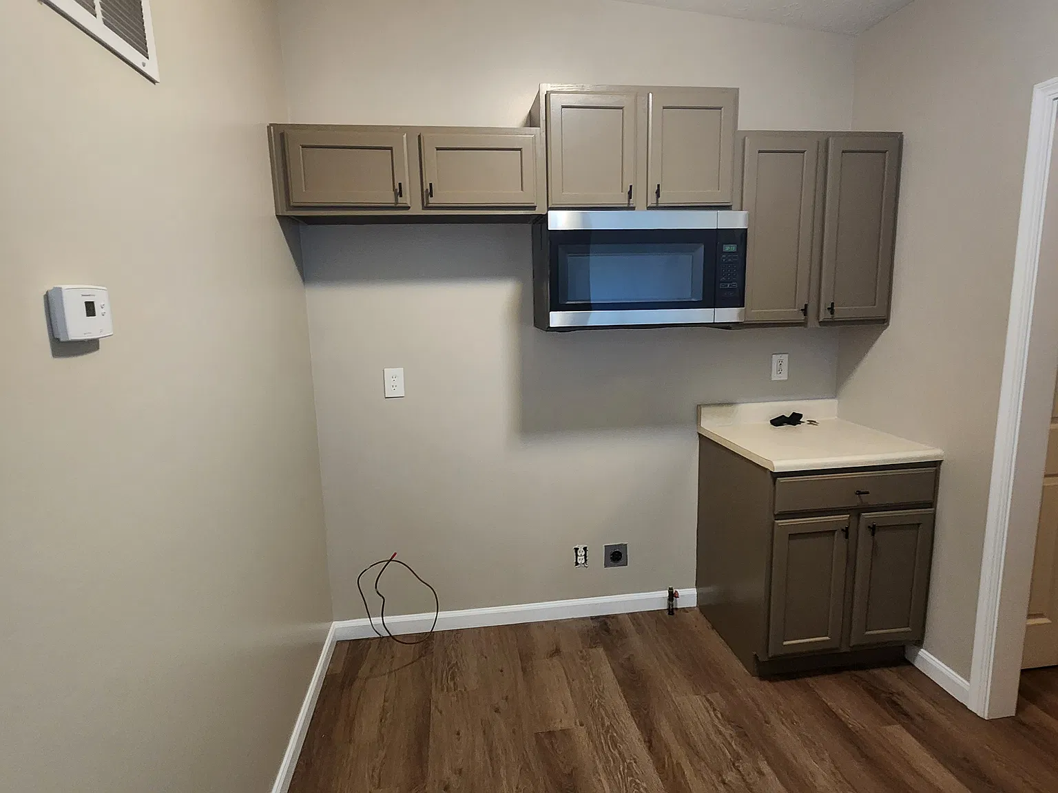 3 bed, 1170 sqft, $2,150 — Photo 3
