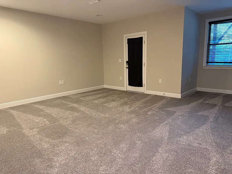 120 Bailey Park — Photo 41