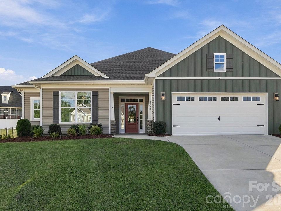 1st image of 203 Garden View Ln