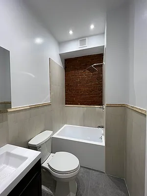 Rented by MySpaceNYC | media 3