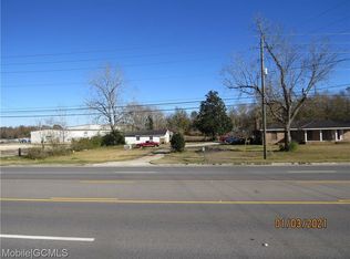 2600 Schillinger Rd N, Semmes, AL 36575