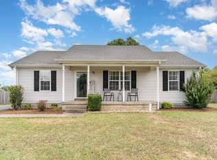 2826 Black Stallion Ct, Murfreesboro, TN 37130