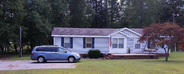 1st image of 453 Farley Cir