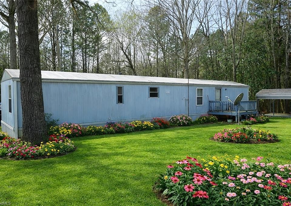 1st image of 2285 Forest Hills Dr