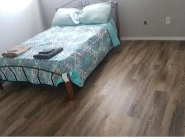 2409 Doreen St, Grand Prairie, TX 75050